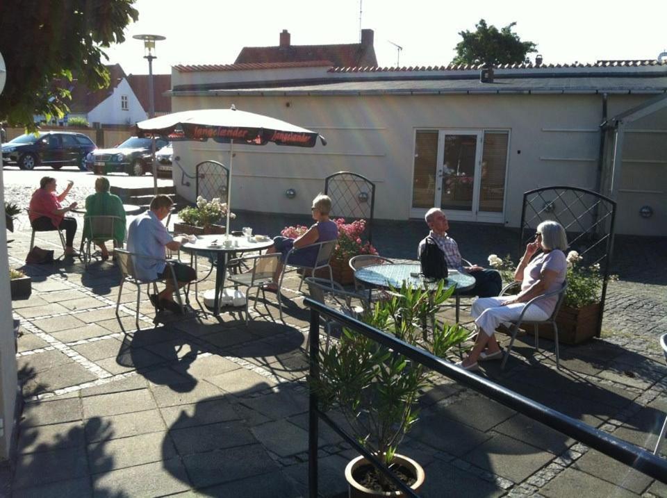 Det Lille Hotel Рённе Экстерьер фото